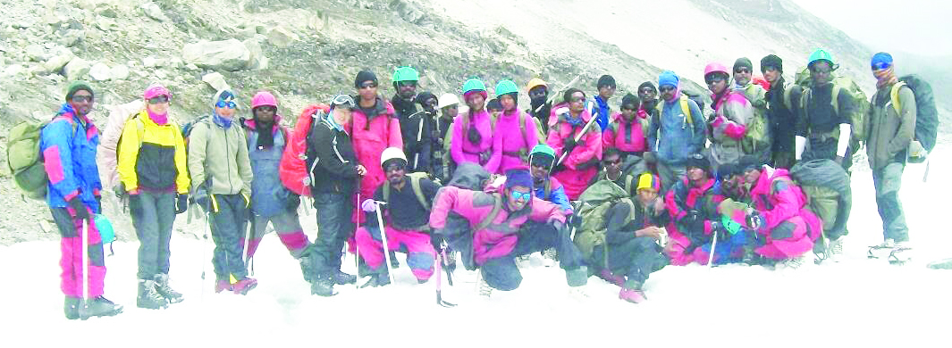 ಸಾಂಗ್ರಿ ಶಿಖರವೇರಿ ಆದಿವಾಸಿ ಮಕ್ಕಳಿಂದ ಹೊಸ ದಾಖಲೆ